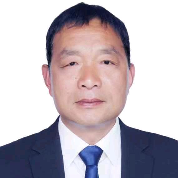 阳光驾校乔教练