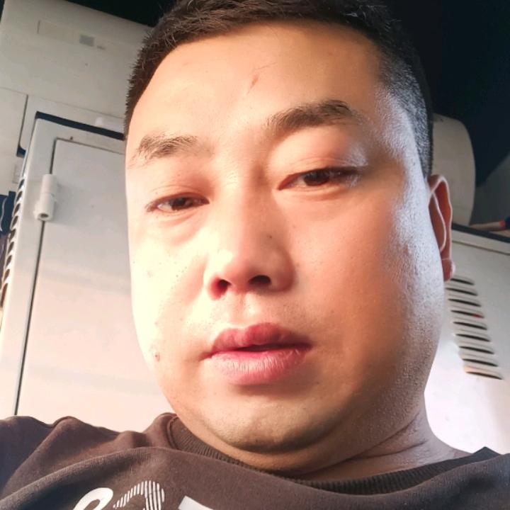 爱吃生腌虾的楚月楚月头像