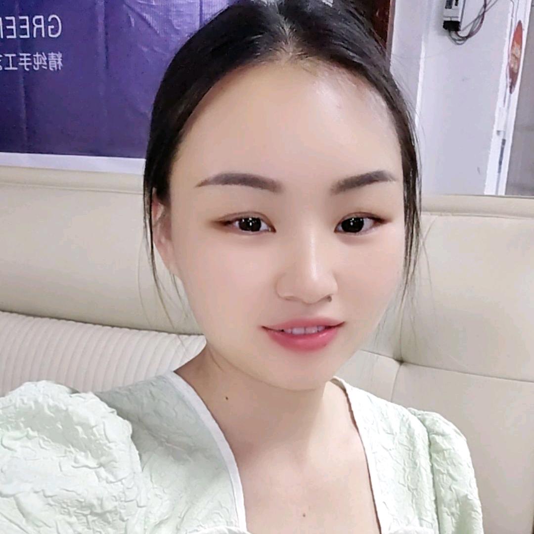 天峨亿客隆家私城  敏姐