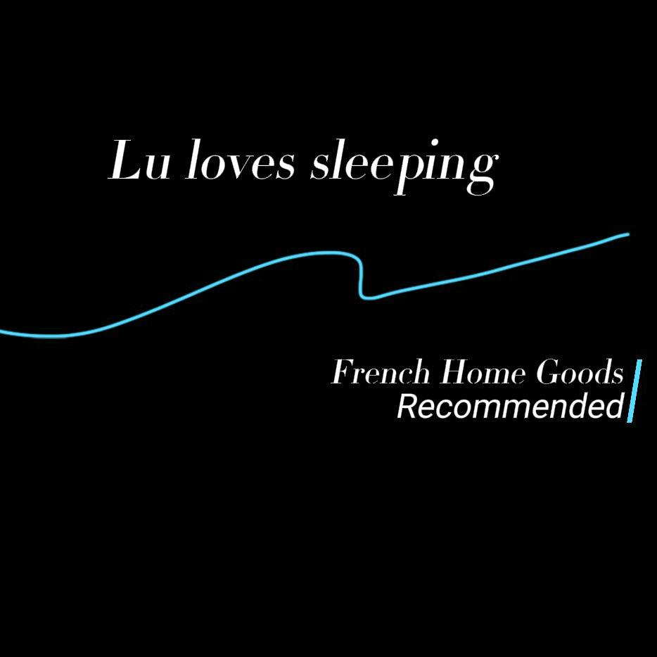 lu loves sleepiing
