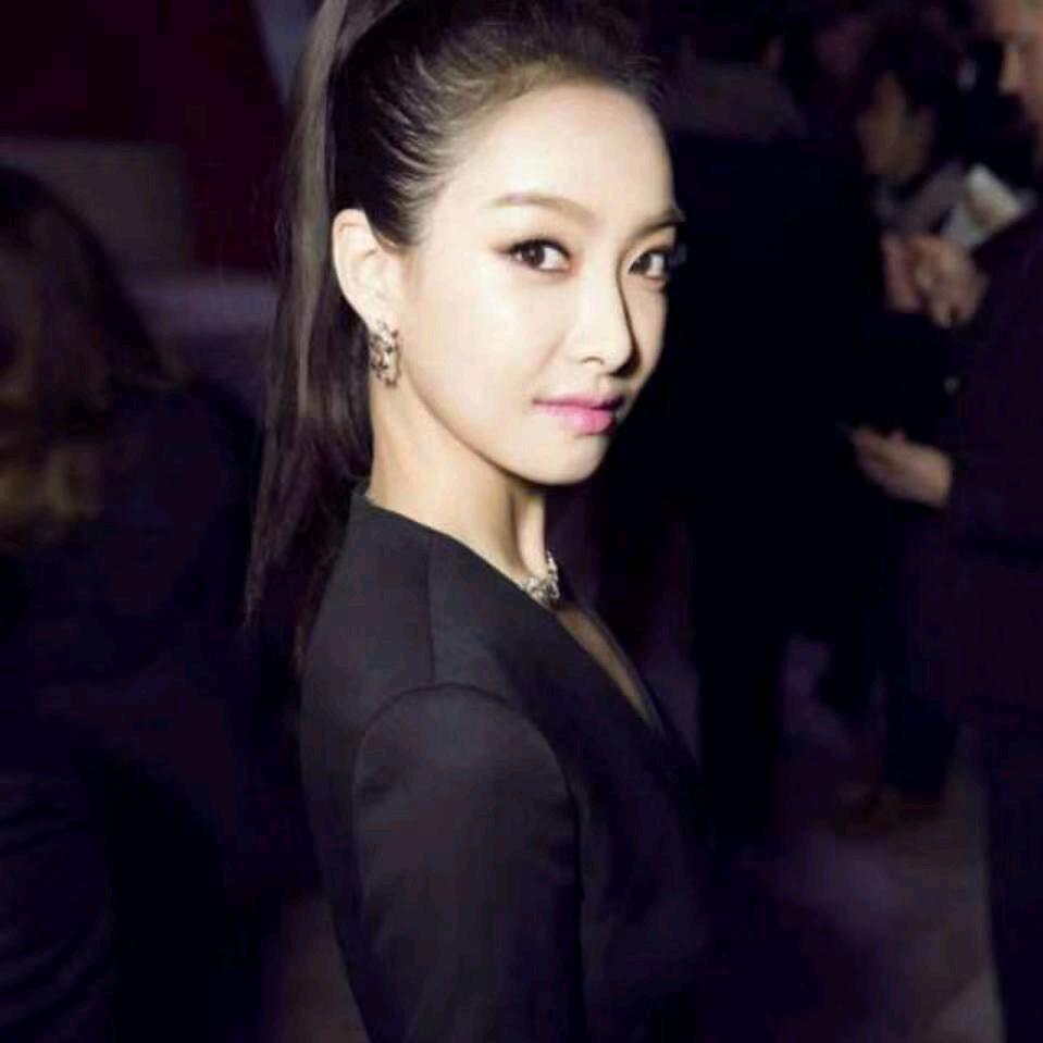 姐的霸气，你高攀不起