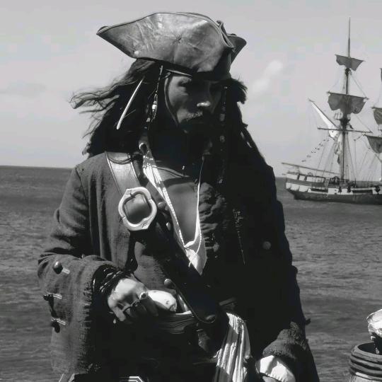 我的月亮永悬不落