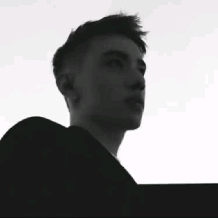 心事全在脸上、