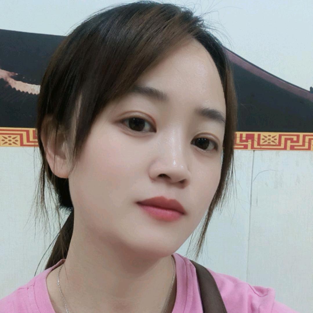 贵州妹子在胜山做豆花烤鱼
