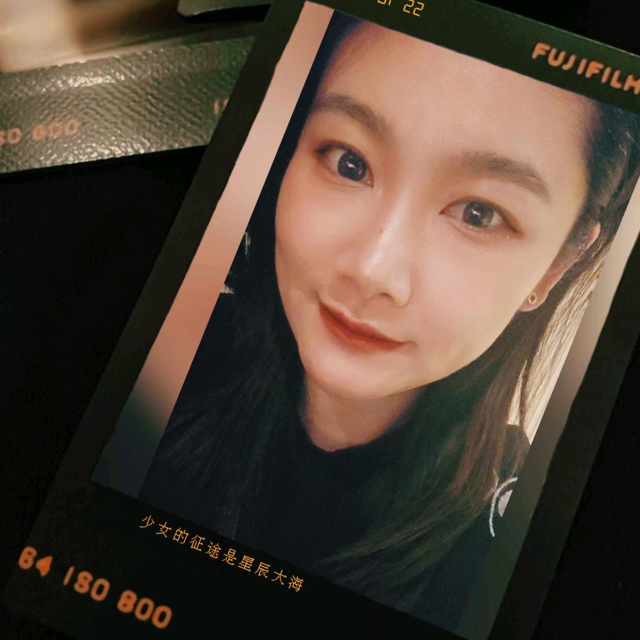 🎉 👑  Holiday 👑 🎊