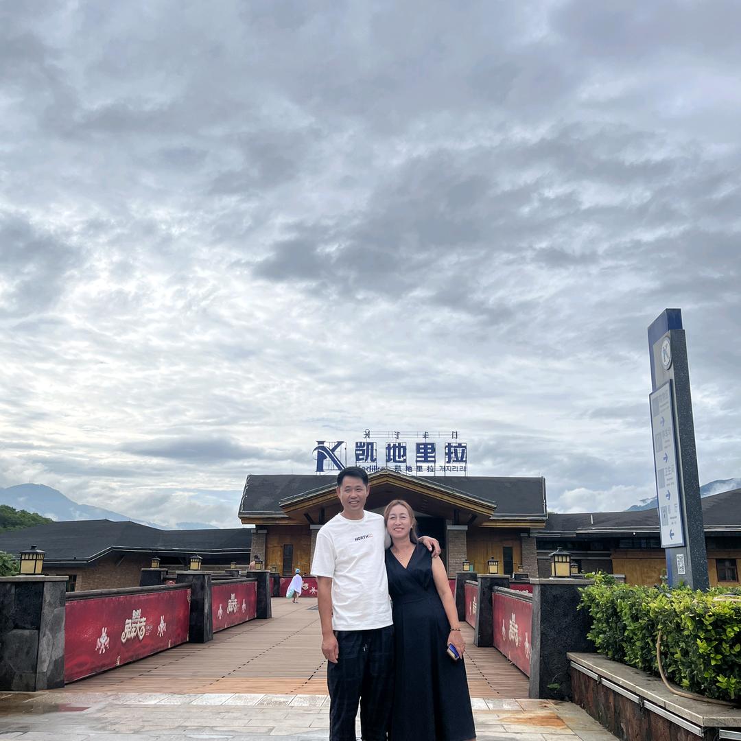 冯霞