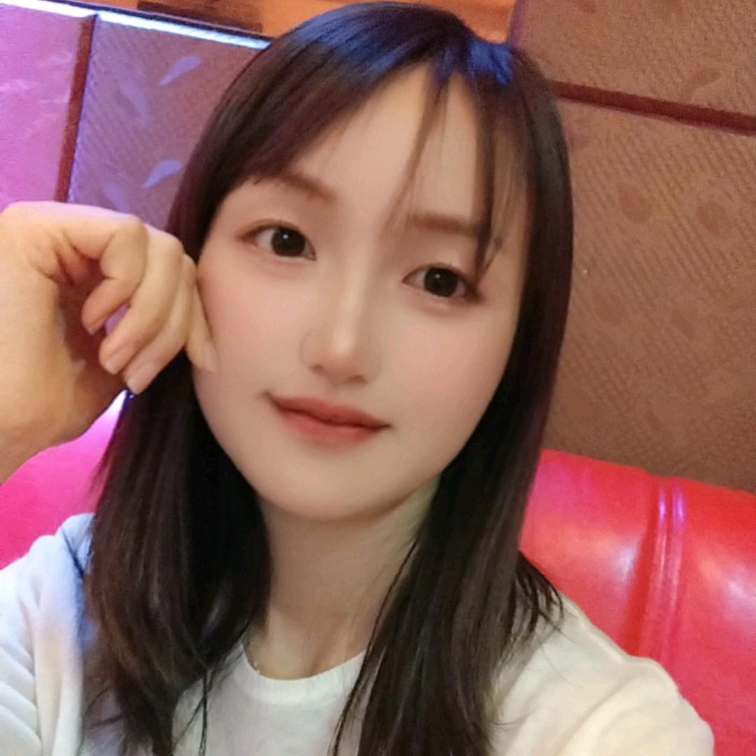 小牙妹