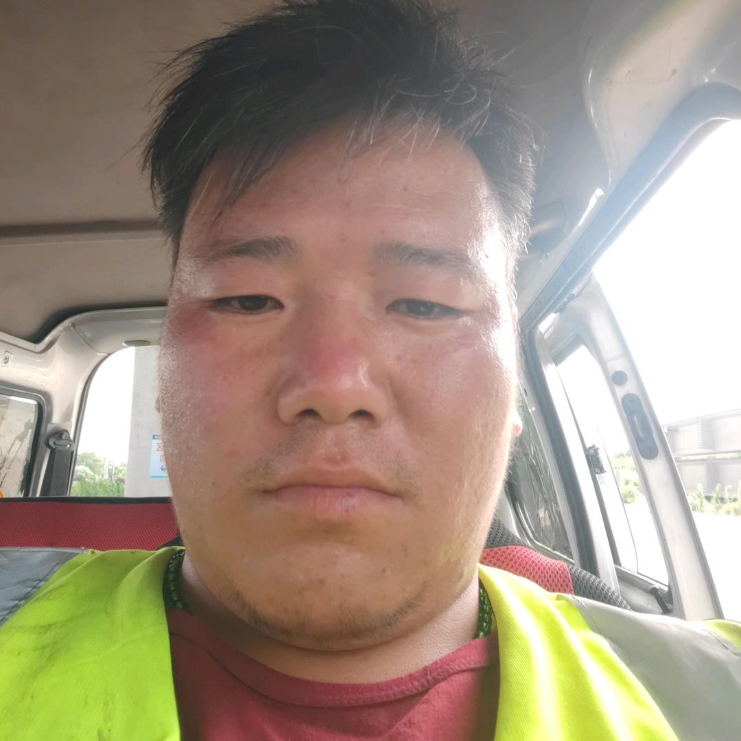 吴               勇