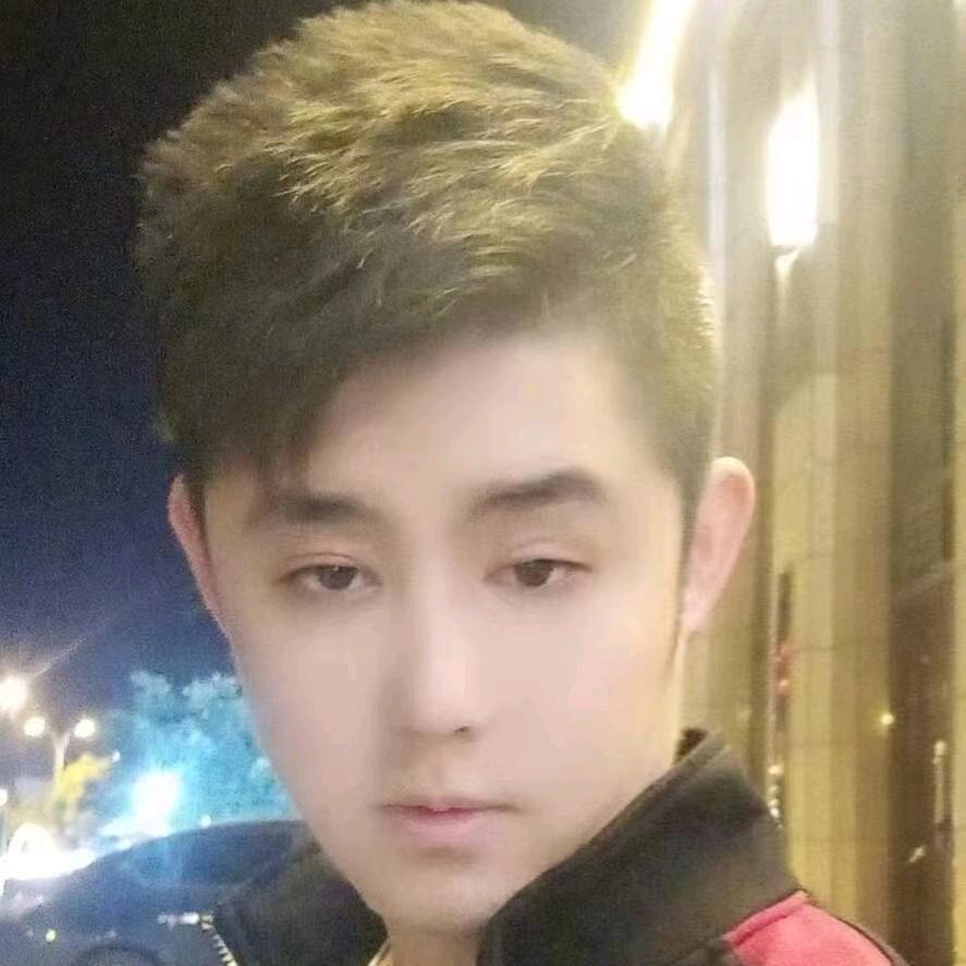 韋丶