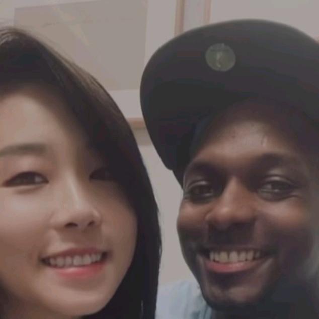 寻找富婆的路上(˃ ⌑ ˂ഃ )