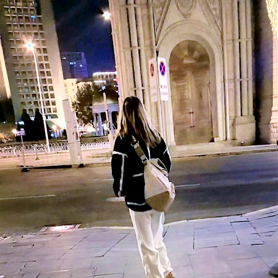 莹佳✨