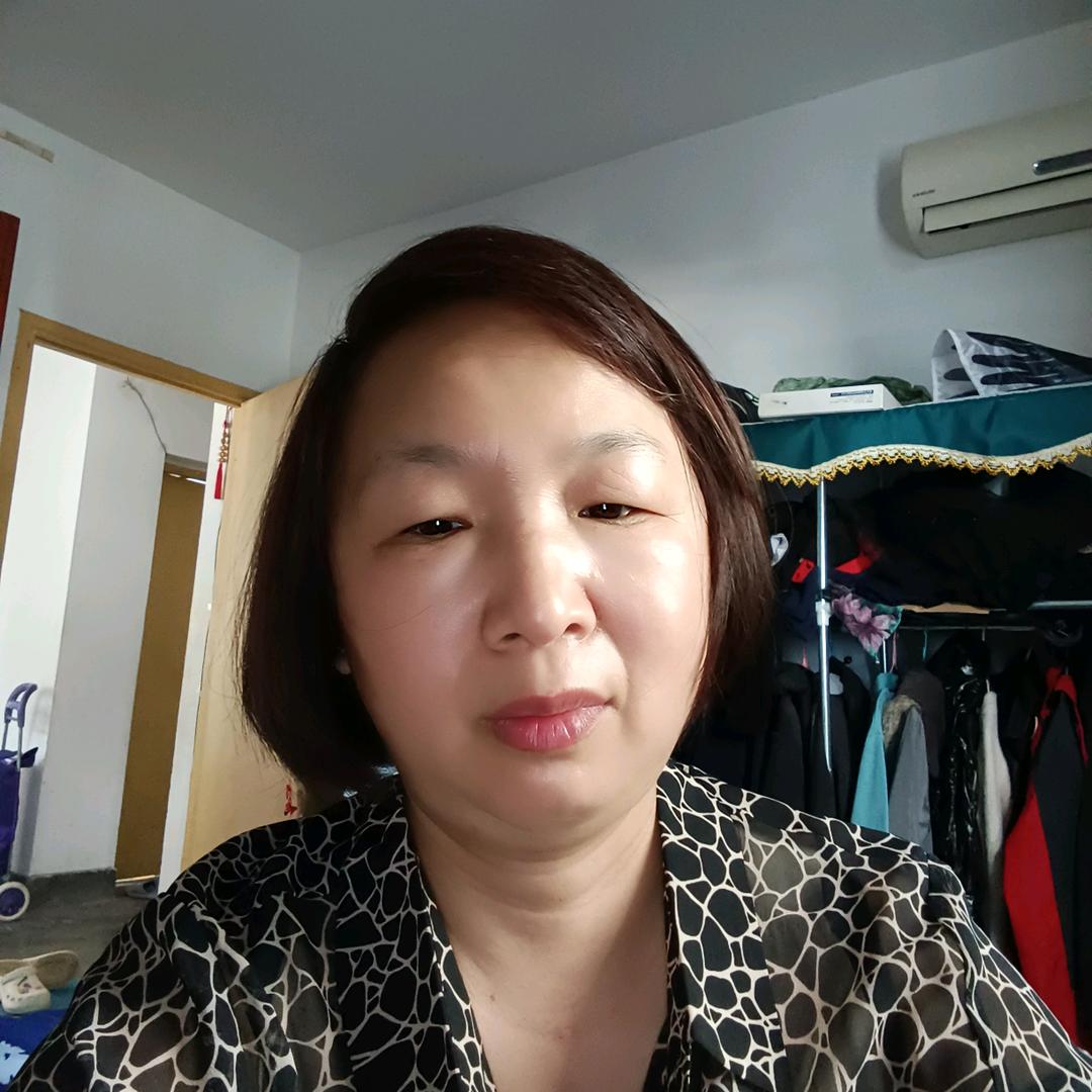 鸿莲（三个孩子的妈）