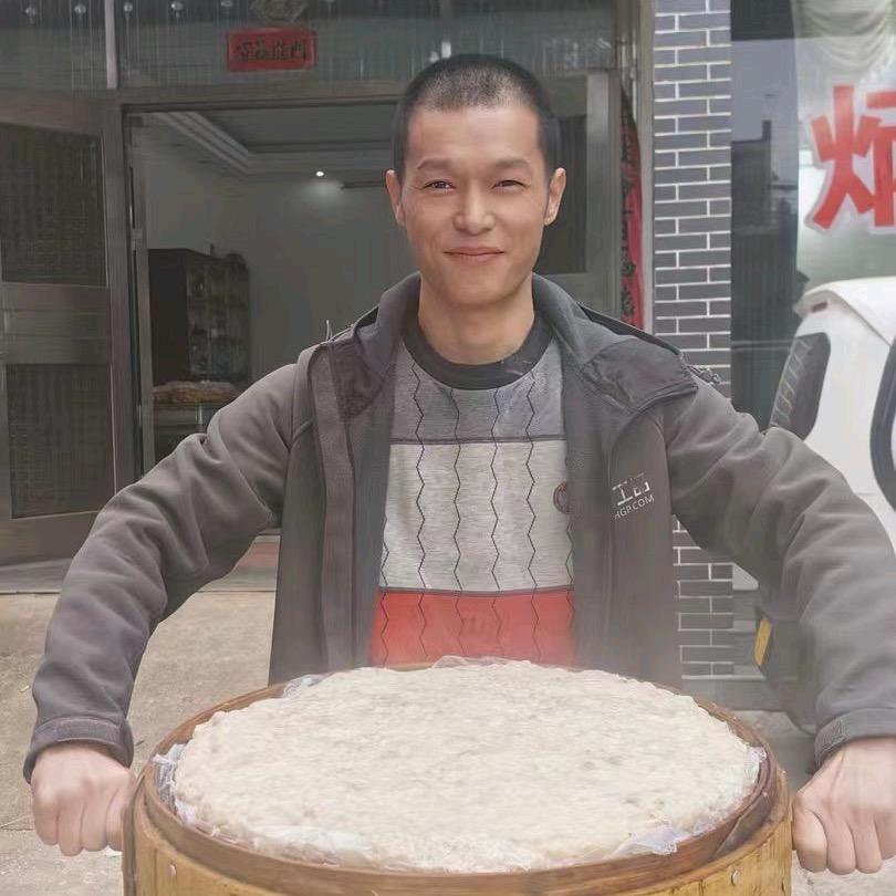 炳哥肉糕黄师傅