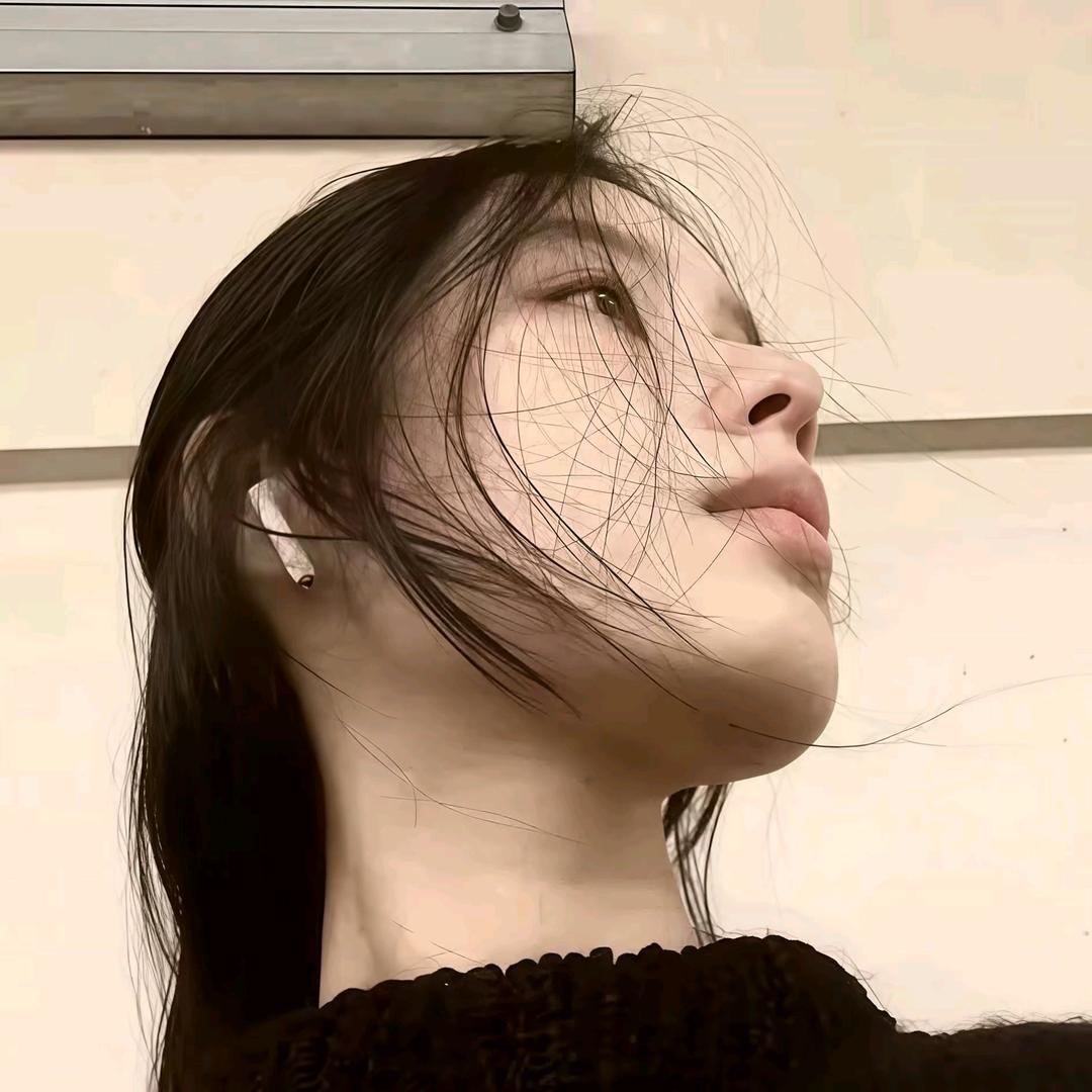 @小蛇头像