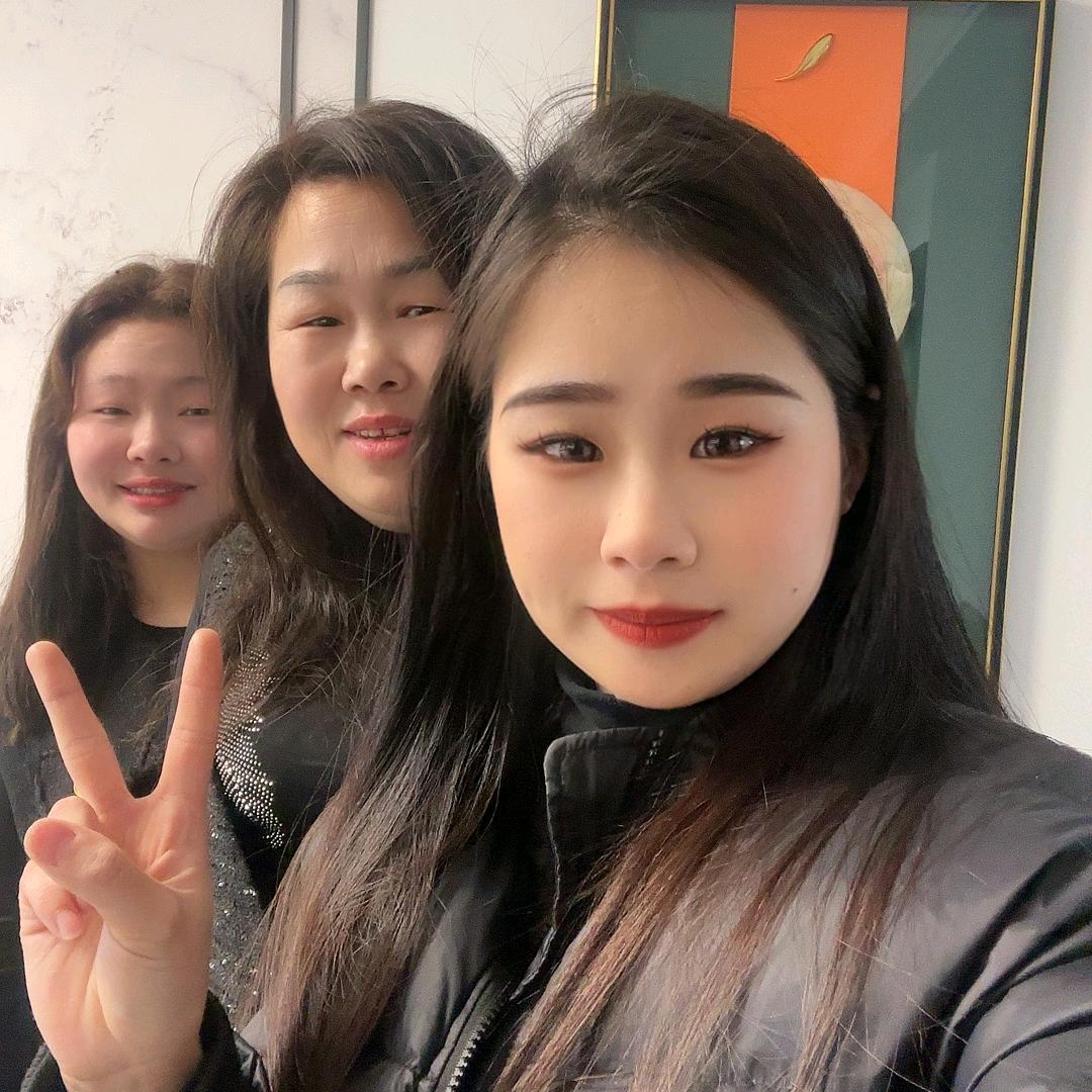 爱笑的女人