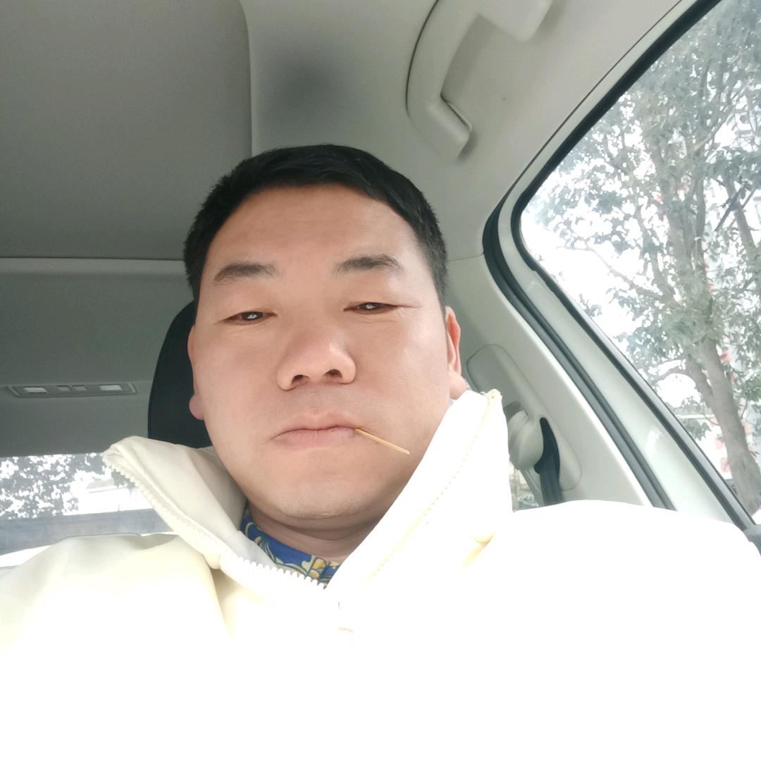 出了搬砖。好大个孤寡当不起嘛。他姨妈们