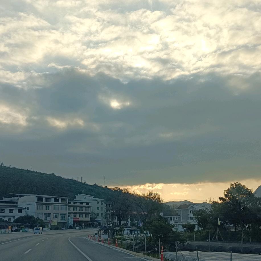 轉裑ゞ灬巳陌生