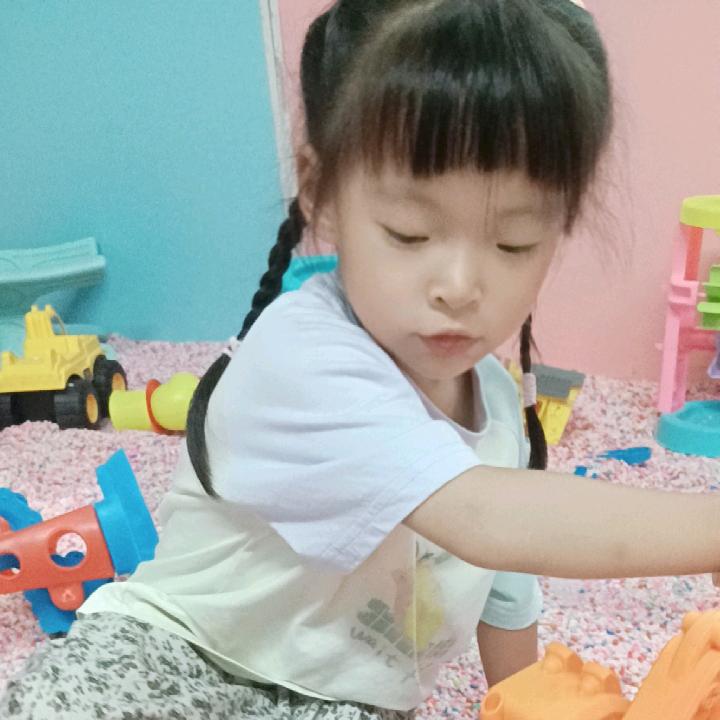 琳琳