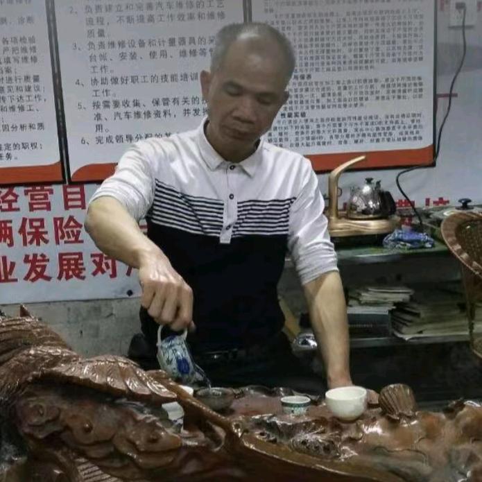 容县修车窦师底盘维修中心