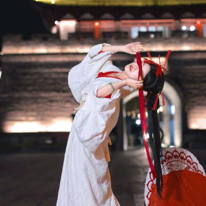 游园梓梦汉服馆滕王阁店