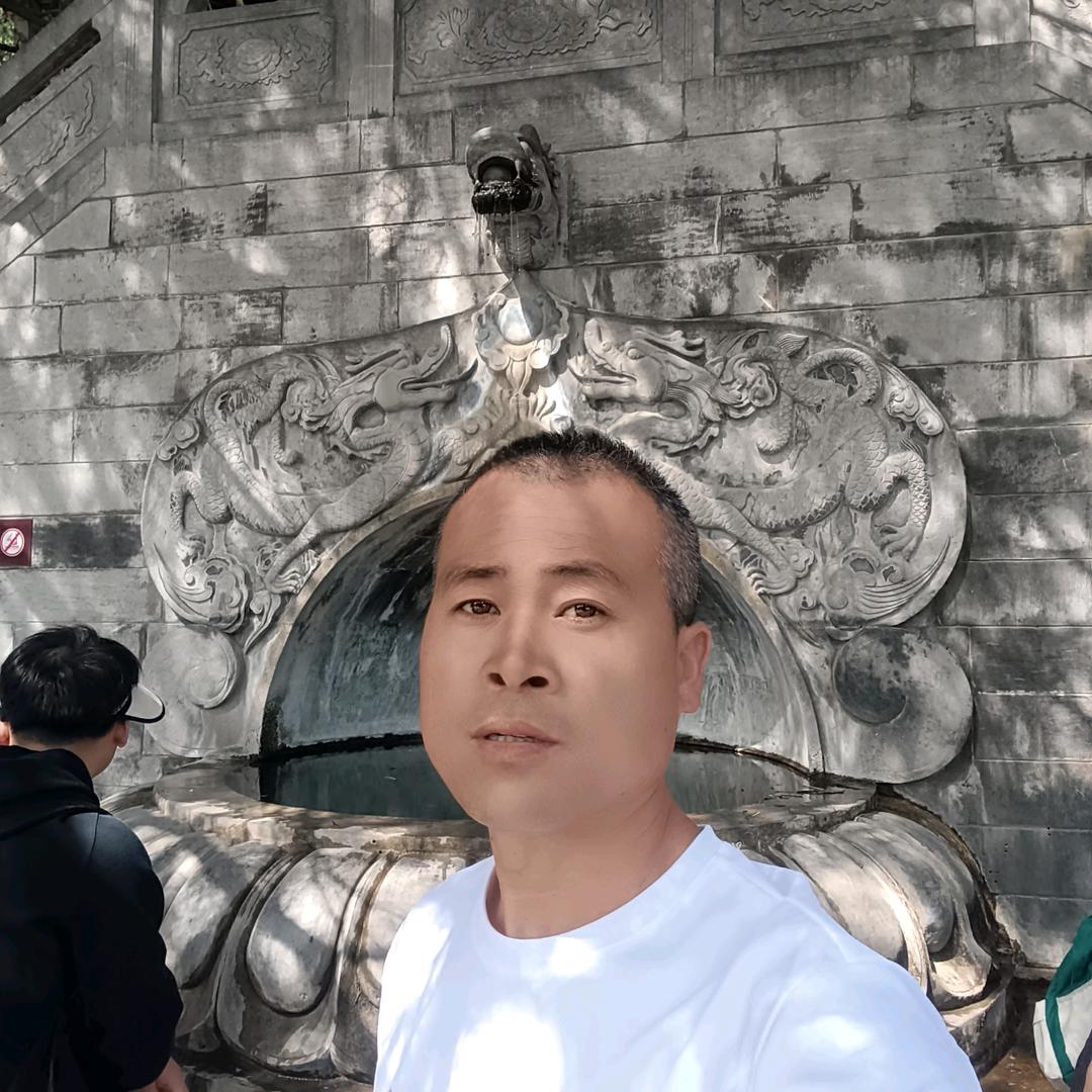 李耀伟