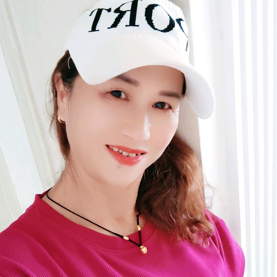 🪇假装🌻快乐🍹（勿连赞）