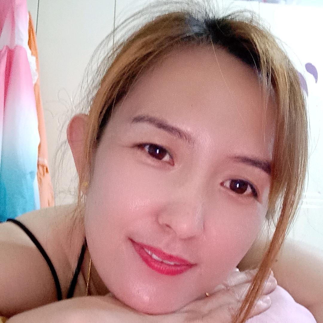 两个宝贝的妈