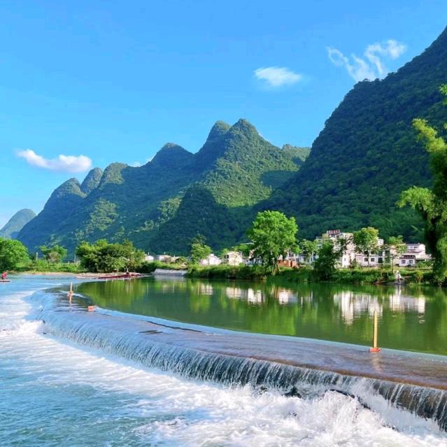 陪月亮熬夜……