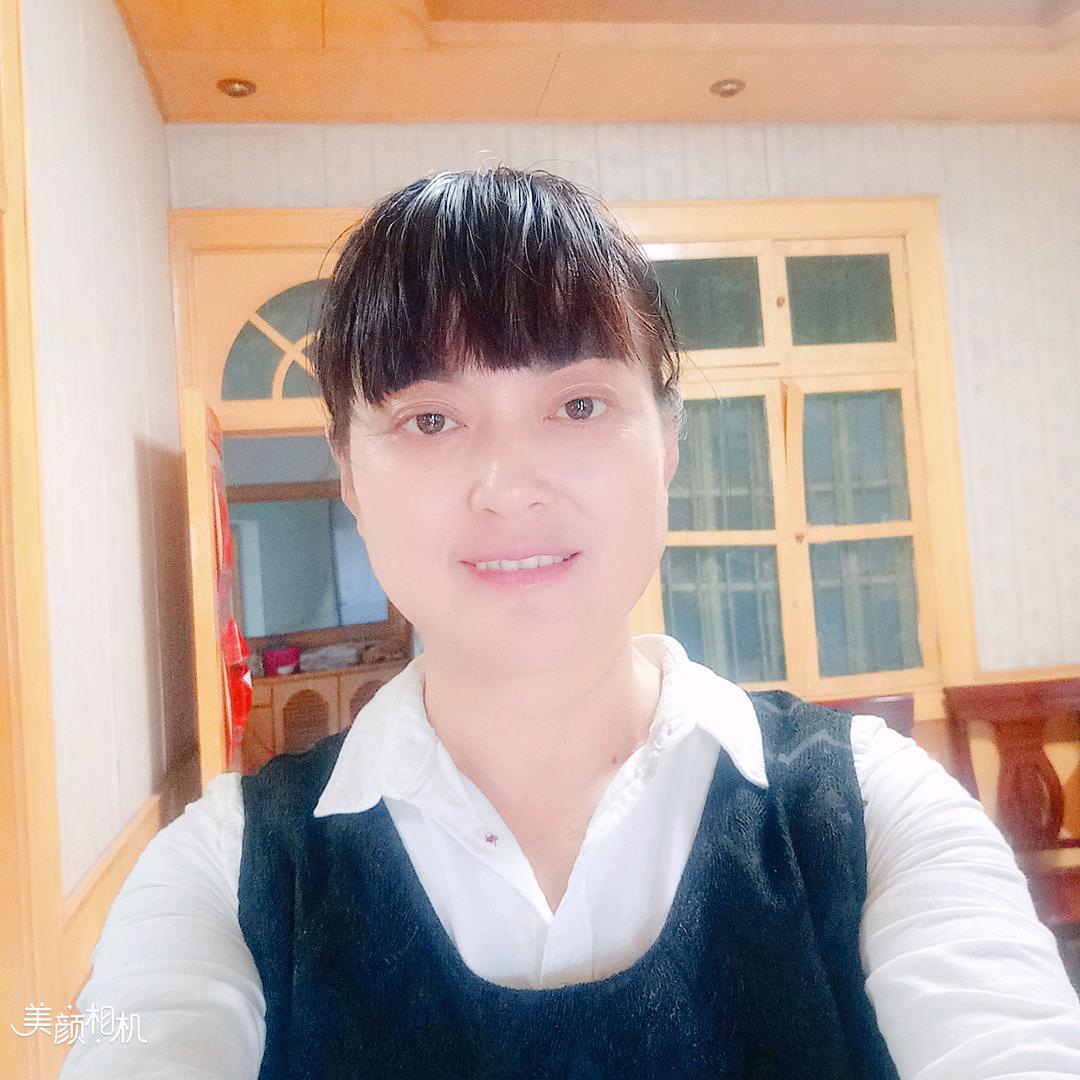 闫其新，金龙酒店