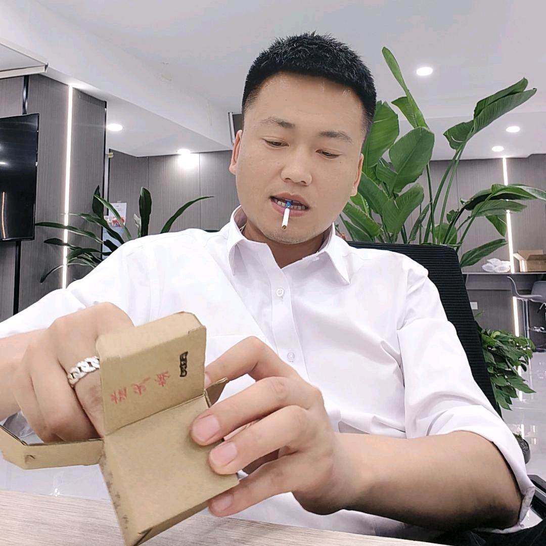 喜欢下雨天🐒