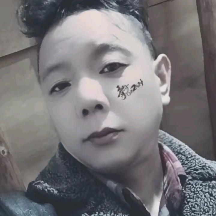 来自贵州单身航哥