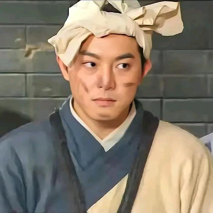 派大唾沫星子.