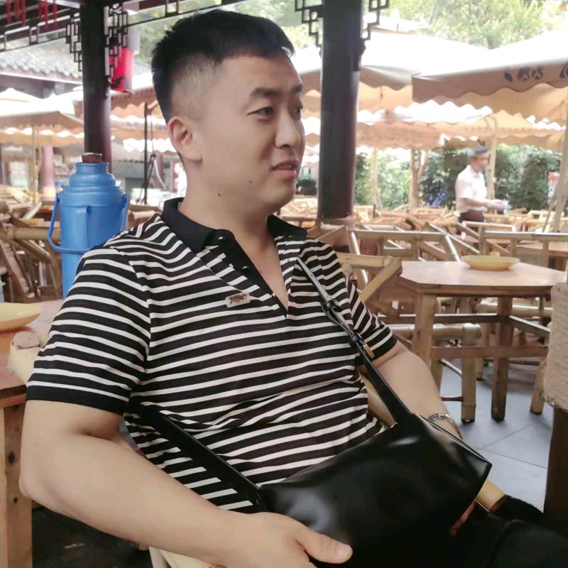 鲁E隋先生