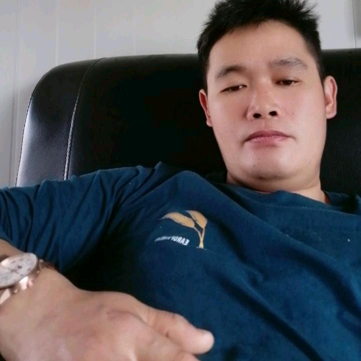 一亲芳泽