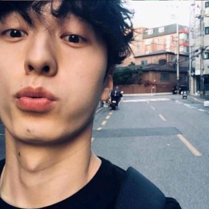 彬彬爱吃冰激凌