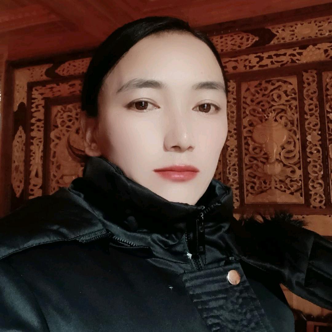 藏乡女郎