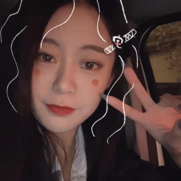 抓到了一只小饼干呦…