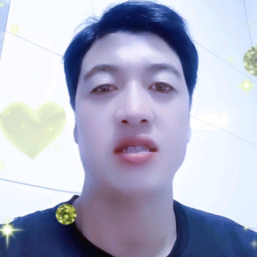 阿伟😄