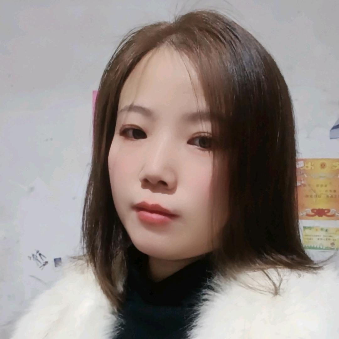 浅笑安然。