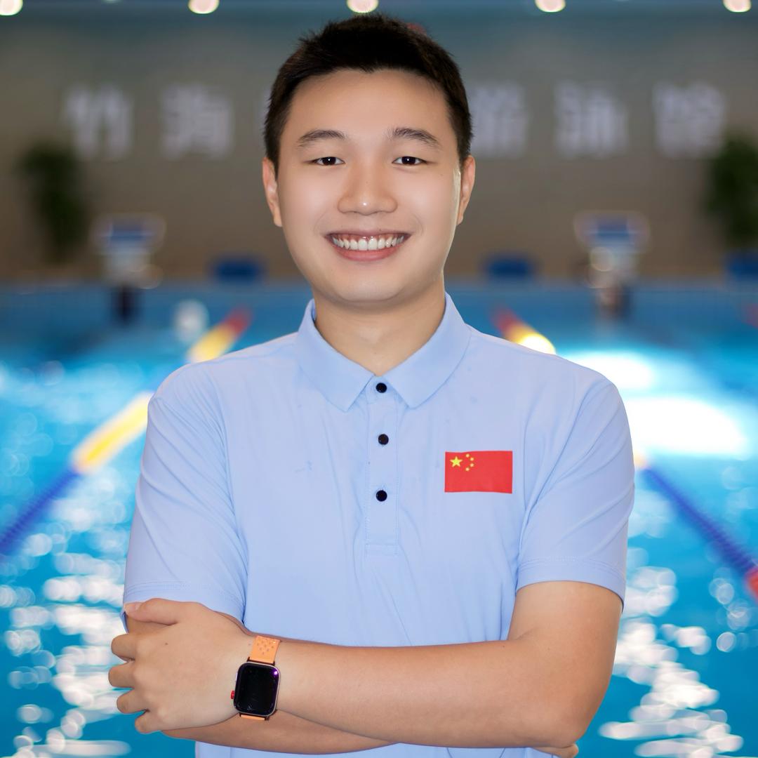 竹海恒温游泳馆徐教练