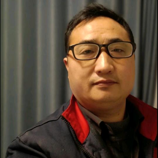 桃山田云摩托