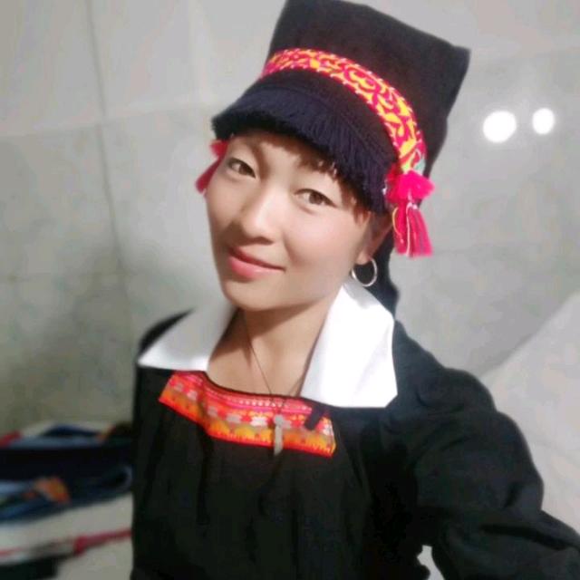 云南元江二区哈尼姑娘
