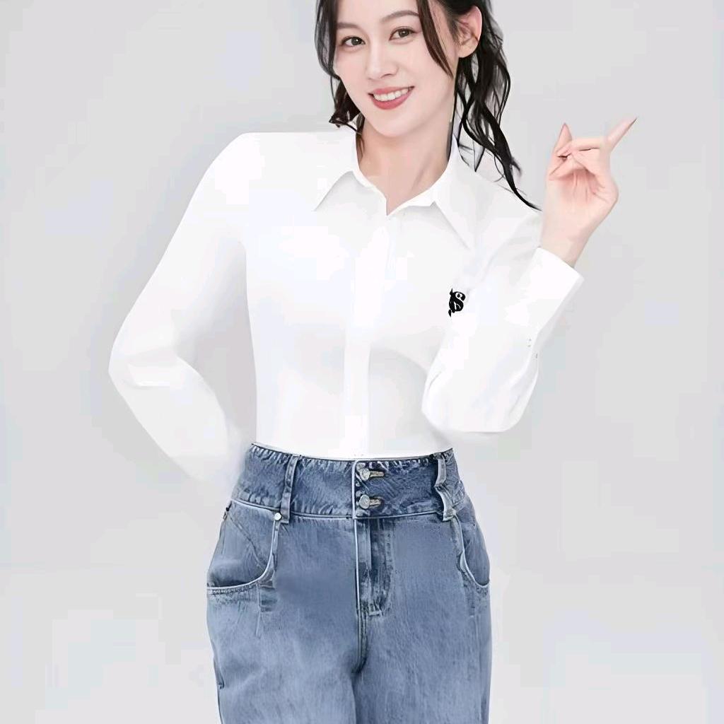 唐艺小跟班