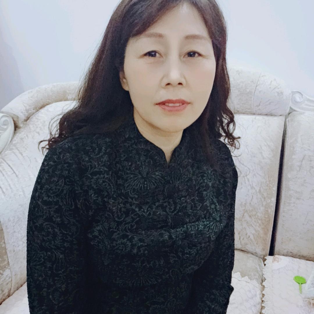 杨三姐（小号@大号早9：10直播）
