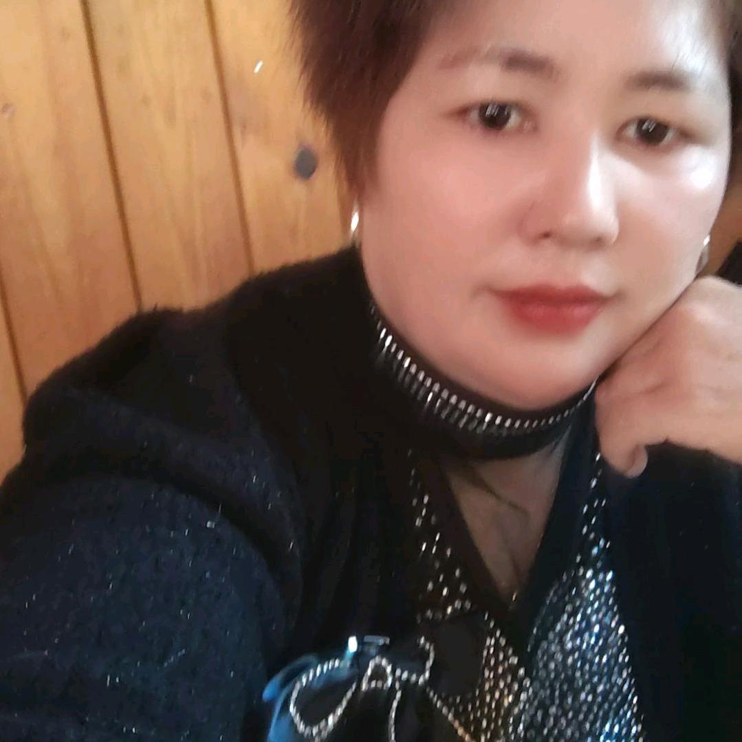 单只蝴蝶