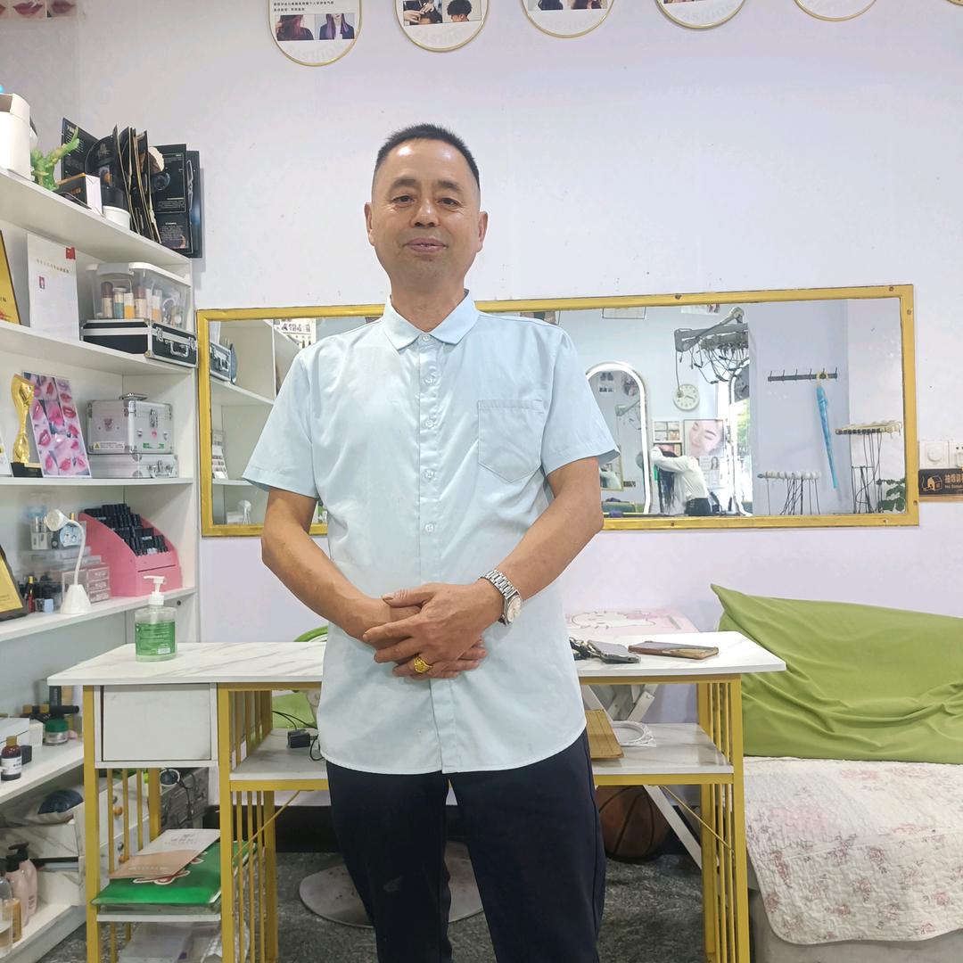 重情仲义