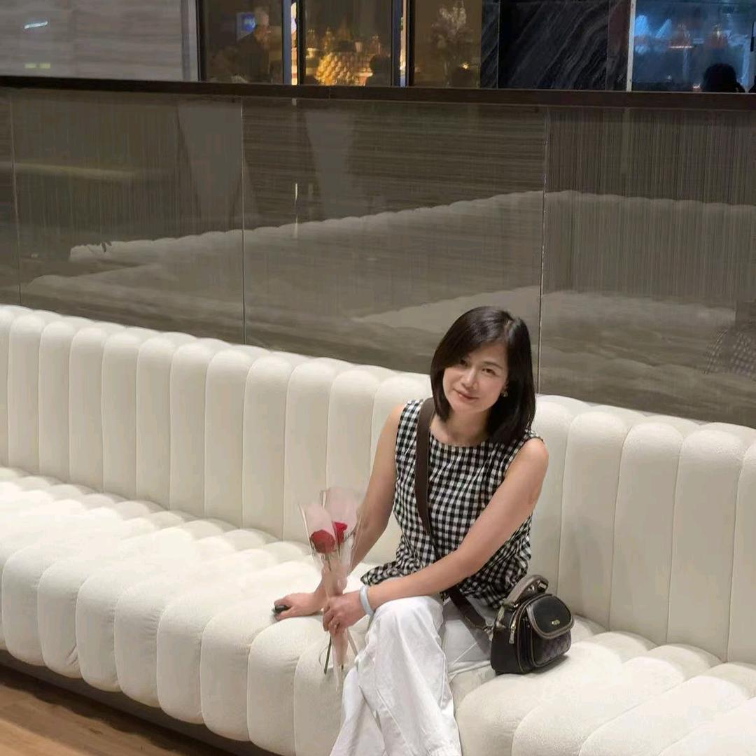 叶子（拒绝私聊）