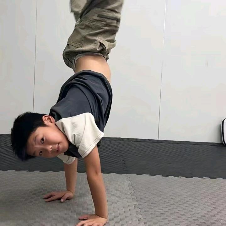 Bboy成成