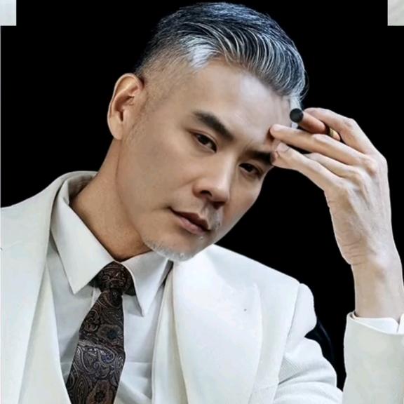 龙哥