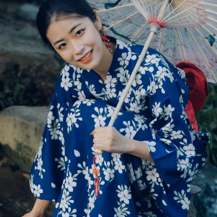 白总头像